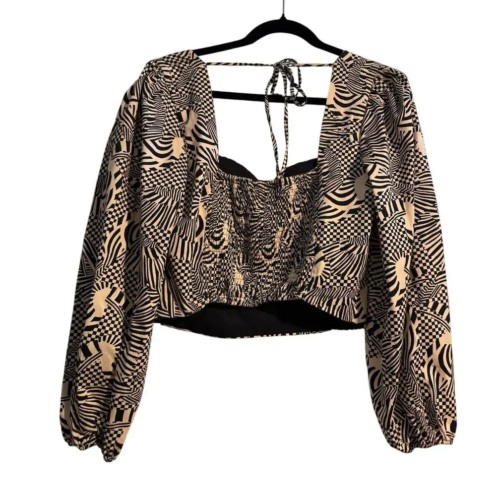 Farm Rio Sweetheart Long Sleeve Crop Top Size Medium
